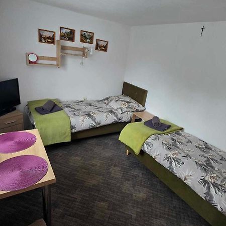 Apartament Akacja Pokoje Z Lazienkami Ustka Zewnętrze zdjęcie